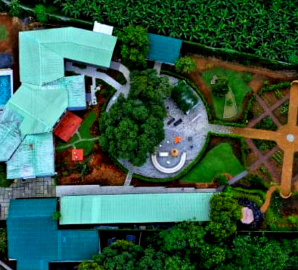 Vue d'oiseau de la Fondation MAM a Suza